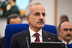 Bakan Uraloğlu: 2028'de YHT ile bağlanan il sayısını 27'ye çıkarmayı hedefliyoruz