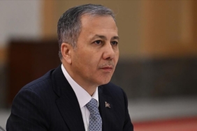 Bakan Yerlikaya: Uçağın enkazına saat 17'de ulaşıldı