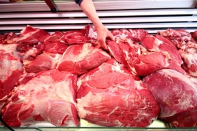 Bakan Yumaklı'dan Et ve Süt Kurumunun et ithalatına yalanlama