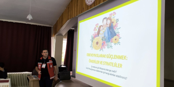 Bakanlığın Modüler Aile Eğitim Programı 42 ilde daha uygulanmaya başladı