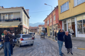 Balıkesir Sındırgı'da 4,9 büyüklüğünde deprem