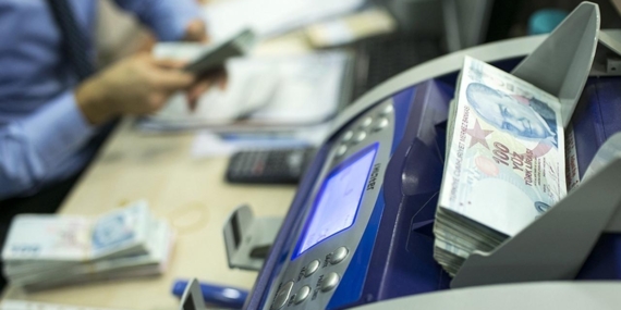 Bankalardaki mevduatlar 50 aydır yükseliyor