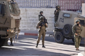 Batı Şeriada İsrail baskınları: Filistinlilere ait yapıları yıktılar