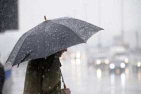 Batıda Kuvvetli Yağış ve Fırtına Uyarısı