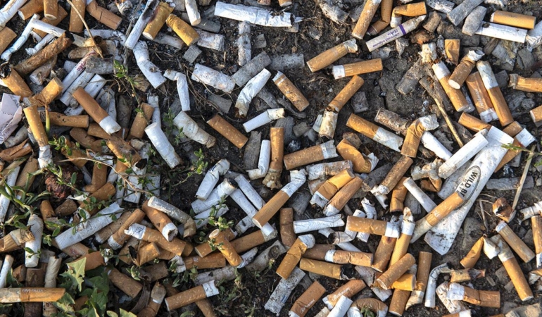 Berlinde yere sigara izmariti atanlara 3 bin euro ceza verilecek