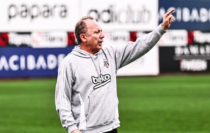 Beşiktaş’ın Hesap.com Antalyaspor maçı kafilesi açıklandı!