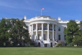 Beyaz Saray'ın eyaletlerin yapay zeka yasalarına karşı dava açılması için kararname hazırladığı iddia edildi