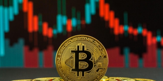 Bitcoin nisandan beri en düşük seviyeye geriledi