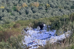 Bursa'da kamyonet uçuruma devrildi: 2 ölü