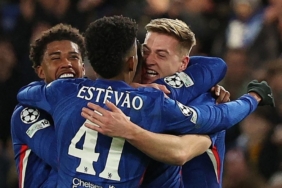 Chelsea Barcelona'yı İngiltere'de gole boğdu