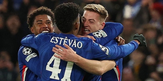 Chelsea Barcelona’yı İngiltere’de gole boğdu