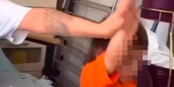 Çocuğunu itip “Seni istemiyorum” diyen annenin görüntülerine inceleme