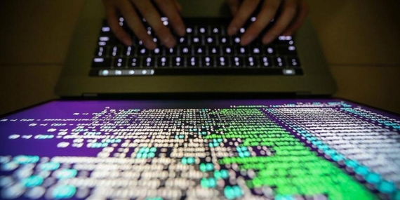 Collins Sözlüğü 2025in “Yılın Kelimesi”ni seçti: “Vibe coding”