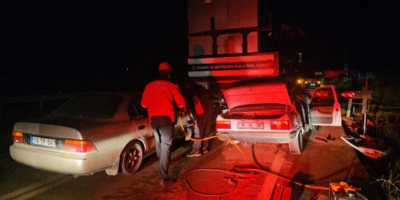 Çorum’da iki otomobilin vince çarptı: 1 ölü, 1 yaralı