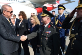 Cumhurbaşkanı Erdoğan, Azerbaycan'ın başkenti Bakü'ye geldi