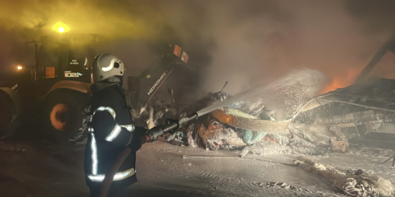 D100 kara yolunda tır yangını: Ankara istikametinde ulaşım aksadı