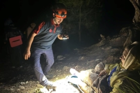 Dağda mahsur kalan Ukraynalı kadın ekipleri alarma geçirdi