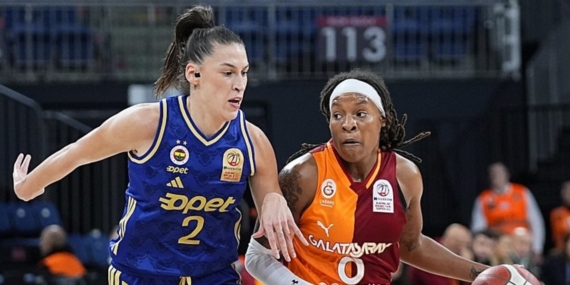 Derbide kazanan Fenerbahçe Opet!