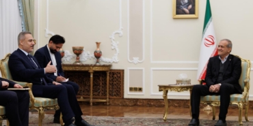 Dışişleri Bakanı Fidan, İran Cumhurbaşkanı Pezeşkiyan ile görüştü