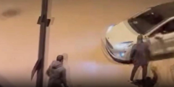 Drift atan sürücü, kendini uyaranları işte böyle ezmeye çalıştı