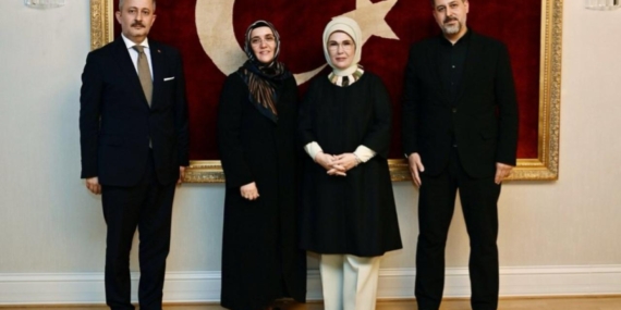 Emine Erdoğan, İstanbul Aile Vakfı temsilcileri ile bir araya geldi