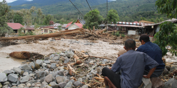 Endonezya’da şiddetli yağışların yol açtığı afetlerde ölenlerin sayısı 174’e yükseldi