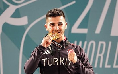 Eray Şamdan Dünya Karate Şampiyonası’nda altın madalyanın sahibi oldu!