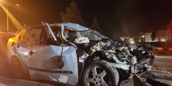 Erzurum’da kamyonet ile otomobil çarpıştı: 1 ölü