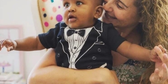 Etiyopya’dan evlat edinmişti… Esra Akkaya oğlunun son halini paylaştı