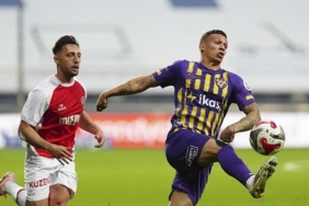 Eyüpspor evinde Fatih Karagümrük ile berabere kaldı! İşte maçın özeti