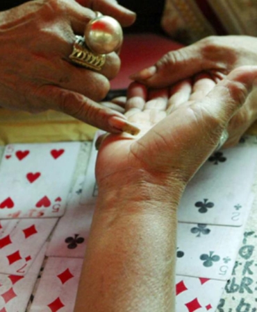 Falcı, 46 milyon dolarlık dolandırıcılık iddiasıyla gözaltına alındı