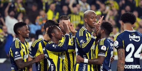 Fenerbahçe’nin yıldızına Süper Lig’den kanca!