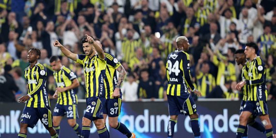 Fenerbahçe’ye yıldız yağmuru! Başkan Saran devrede