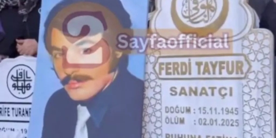 Ferdi Tayfur, 80’inci doğum gününde kabri başında anılıyor… Sevenleri akın etti