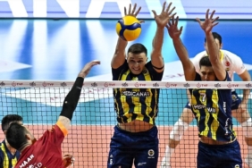 Galatasaray, file derbisinde Fenerbahçe'yi mağlup etti