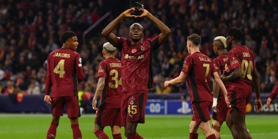 Galatasaray’da Osimhen sahneye çıktı!