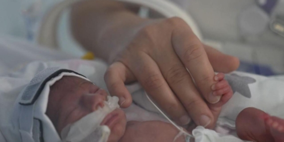 Geçen yıl 121 bin 67 bebek hayata erken başladı