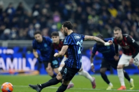 Hakan penaltıyı kaçırdı Milan derbide Inter'i yıktı!