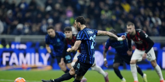 Hakan penaltıyı kaçırdı Milan derbide Inter’i yıktı!