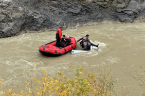 Hakkari'de pikap Zap Suyu'na düştü: 2 ölü, 2 yaralı