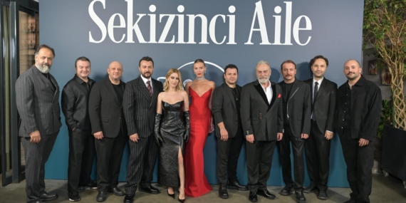 Hazal Kaya ile Melisa Döngel’in yer kapma savaşı