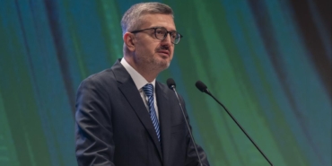 İletişim Başkanı Duran, A Milli Erkek Basketbol Takımı'nı kutladı