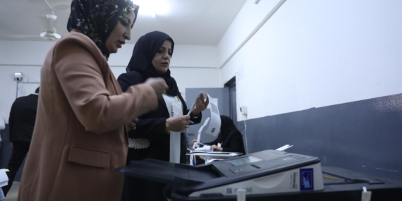 Irakta genel seçimler için oy kullanma işlemi sona erdi