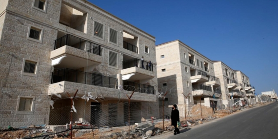 İşgalci İsrail, El Halil’deki eski pazar yerine yasa dışı yerleşim planını onayladı