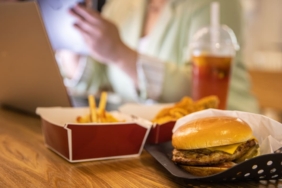 İşlenmiş Gıda Kanser Riskini Artırıyor