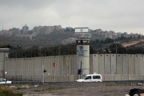 İsrail hapishane ve gözaltı merkezlerinde son iki yılda en az 98 Filistinlinin hayatını kaybettiği belgelendi