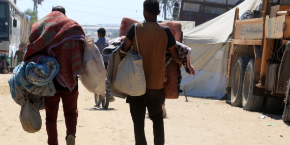 İsrail’in Batı Şeriadaki mülteci kamplarından göç ettirdiği Filistinliler, geri dönüş umudu arıyor