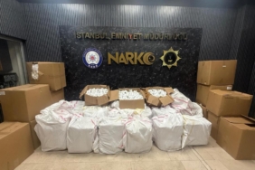 İstanbul'da 577 bin 500 sentetik ecza hap ele geçirildi