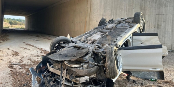 İstanbulİzmir Otoyolu’nda otomobil şarampole devrildi