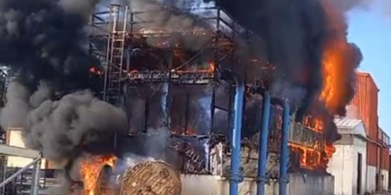 İzmir’de fabrikada çıkan yangın söndürüldü